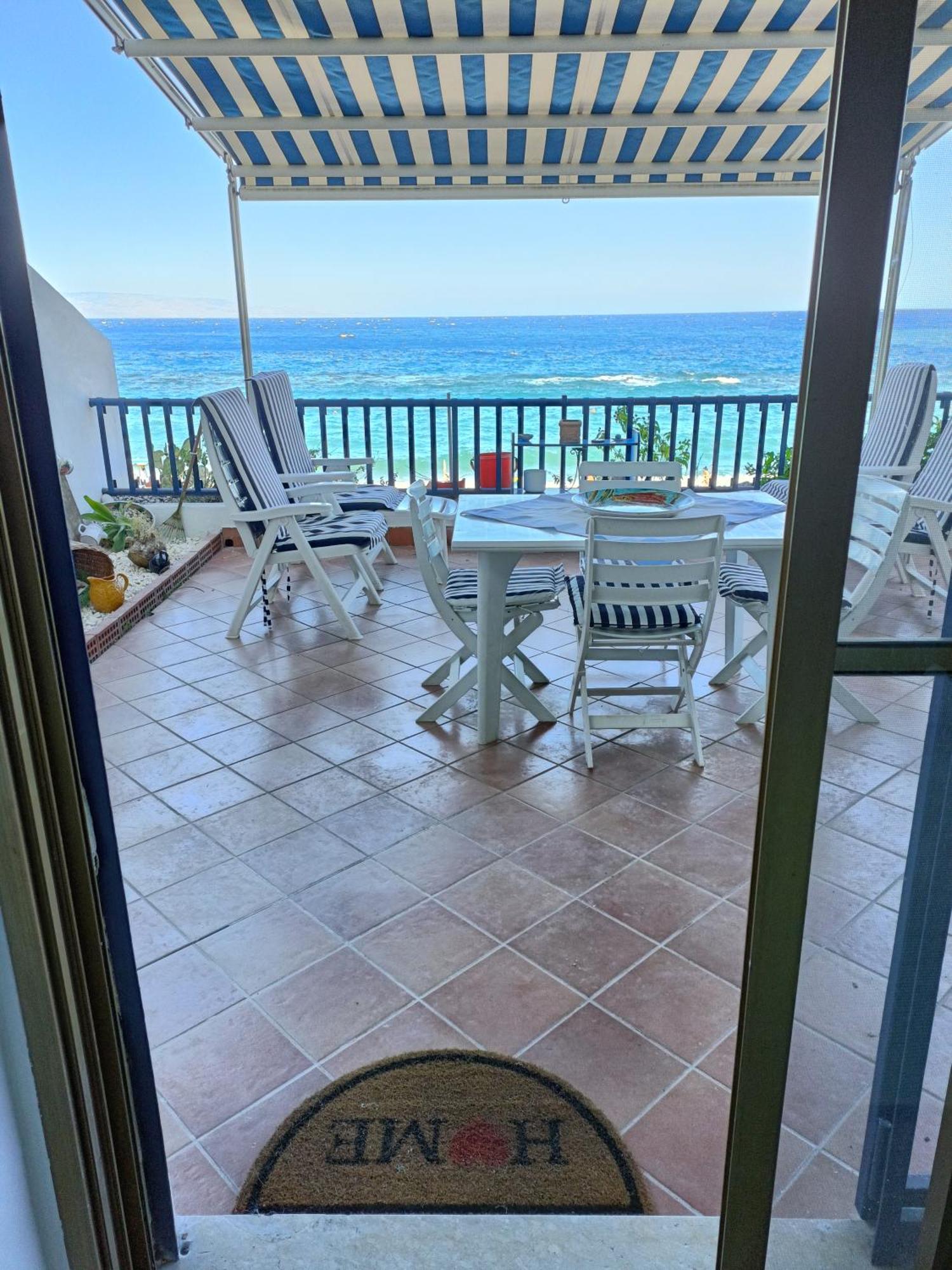 Casa Vacanze Margarita SantʼAlessio Siculo Exterior foto